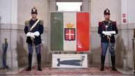 Polizia, la più antica bandiera italiana arriva al Viminale