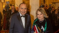 “Mi piace quando Filippo strapazza Elisabetta”, sui social scoppia la polemica per le parole di Vespa