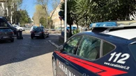 Napoli, bambina colpita all’addome da un pallino: si cerca chi ha sparato