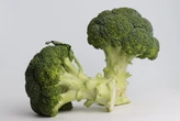 Les « fausses taches de rousseur au brocoli » : pourquoi cette tendance TikTok est une mauvaise idée