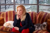 Sylvie Vartan rend hommage à son amie Françoise Hardy : « Une étoile est partie »