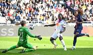 « Elle a quand même le droit de fêter ce but » : Chawinga, l’ex qui a torturé le PSG féminin avec l’OL