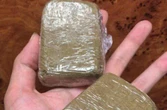 Gironde : il découvre une plaquette de cannabis « Dragon Ball Z » dans son gâteau industriel au chocolat