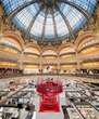 Paris : pour leurs 130 ans, les Galeries Lafayette invitent à un repas de rêve sous la coupole du magasin