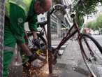 Paris : accusée de voler des vélos, la municipalité se défend