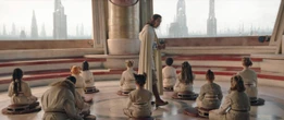 Lee Jung-jae dans « The Acolyte » sur Disney + : « J’ai regardé tous les films et toutes les séries Star Wars »