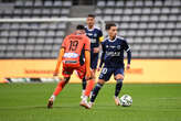 Ligue 2 : le coach Stéphane Gilli et la pépite Ilan Kebbal prolongent au Paris FC