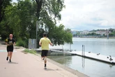« Une eau de relativement bonne qualité » : après la Seine, on va pouvoir se baigner à Lyon dans le Rhône !