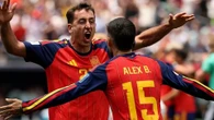 Pizzas, chupa-chups y unas gafas de 2.000 euros que no sirven para nada: así celebró España su renacer en el Mundial