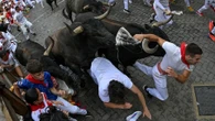 Último encierro de San Fermín | Las carreras del año ante los gigantescos toros de Miura