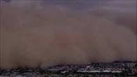 Así 'devoro' una enorme tormenta de arena Phoenix dejando a miles de personas sin electricidad