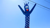 Flailing tube man-inspired robot uses no electronics
