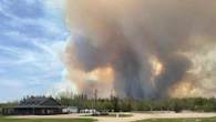   Au Canada, les premiers méga incendies de la saison font des morts et 1000 évacués  