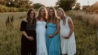 4 sisters expecting babies at the same time