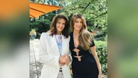 Lynda Carter, daughter pose for photo