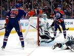 Nuclear meltdown: Top line struggles, Skinner just OK in 4-1 loss to Seattle