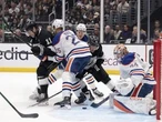 Skinner back in net for Oilers with Pickard out day to day with injury