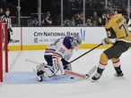 Calvin Pickard looks ready to go for Edmonton Oilers in Game 4