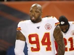 Former NFLer Terrell Suggs faces charges from Starbucks drive-thru incident