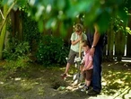 Losing a family pet gives parents a chance to teach children about death and grieving
