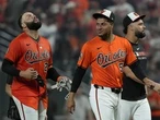An out from being no-hit, Orioles stun Dodgers with 4 runs in 9th