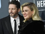 Kelly Clarkson's ex-husband, Brandon Blackstock, dead at 48
