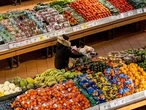 Angry shopper points out Ontario produce costs more at Loblaws than in U.S.