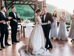 DEAR ABBY: Spouses paired with others in friends’ wedding party