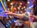 DEAR ABBY: Wife values gambling over her 10-year marriage