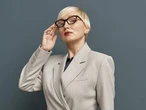 DEAR ABBY: Wife content to claw at husband from pedestal