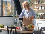 DEAR ABBY: In-laws make themselves at home long before dinner