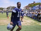 Micah Parsons still spectator at Cowboys practice as he awaits contract extension