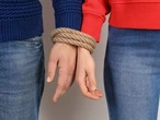 DEAR ABBY: Clingy girlfriend's behaviour could be a marriage red flag