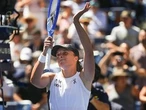 Wimbledon champions Sinner, Swiatek off to good starts at U.S. Open
