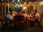 DEAR ABBY: Family reunion expands with special guests