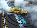 Joey Logano wins Phoenix finale for 3rd NASCAR Cup championship