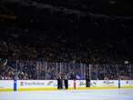 Partial power outage in Philadelphia leads Flyers and Lightning to play with reduced lighting