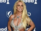 Britney Spears dances in thong bodysuit before entering rehab