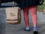 Olive Garden owner tests smaller portions as diners seek cheaper options