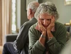 DEAR ABBY: Time may be at hand to air out family’s dirty laundry