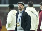 Man United bars reporters after stories about manager Erik ten Hag as problems mount