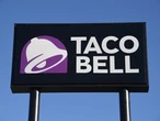 Taco Bell Christmas party turned into orgy, manager puked in guacamole: Lawsuit