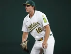 Athletics slugger Kurtz, Braves catcher Baldwin claim rookie of year honours