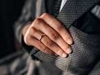 DEAR ABBY: Widower boyfriend still acknowledges wedding anniversary
