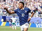 Deschamps hails 'extraordinary' Mbappe as France win on World Cup bow