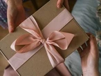 DEAR ABBY: Gift-giving season means a refresher in giving ‘thanks’