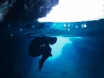 Vancouver director explores the deep with record-breaking Chinese champion freediver