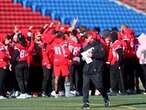 'We have good culture': Dave Dickenson defends Calgary Stampeders' dressing-room chemistry