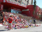 ‘it’s pretty amazing’: GM moved by fans’ tribute to Johnny at Saddledome