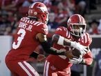 Stampeders in Week 9 — QB Vernon Adams Jr. up in air to play host Redblacks